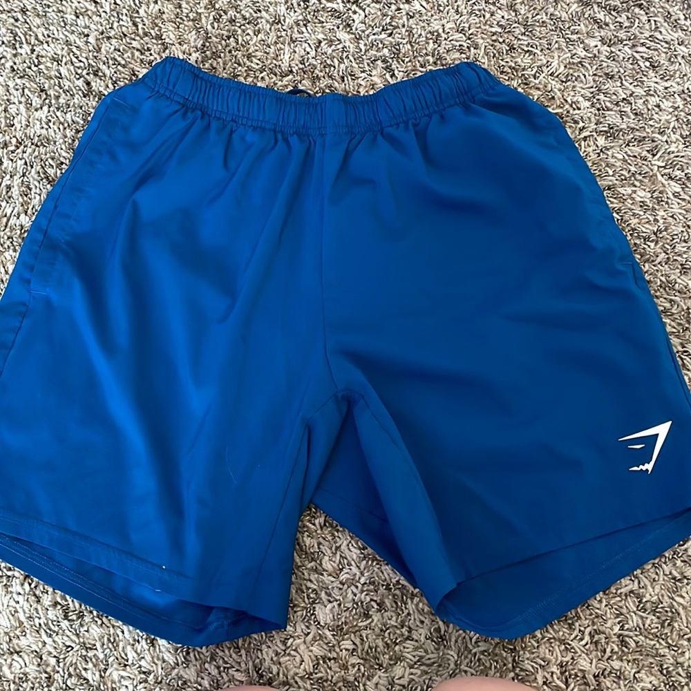 Men gym-shark shorts size small.